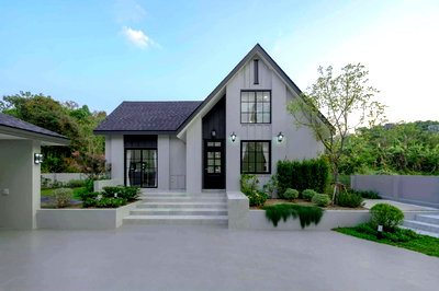 บ้านเดี่ยว สะเมิง เชียงใหม่ : ขายบ้านเดี่ยวพร้อมเข้าอยู่ ทำเลทองหน้า Four Seasons แม่ริม ที่ดินกว้างขวาง สังคมคุณภาพ เดินทางสะดวก (H360) T.0946511456