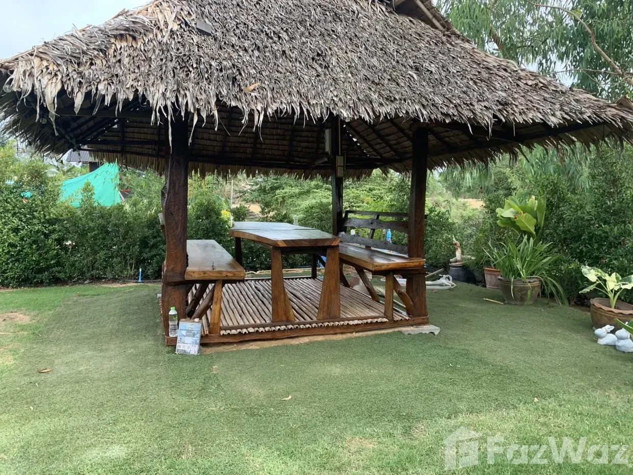 รูป วิลล่าให้เช่า 4 ห้องนอน ใน หินเหล็กไฟ, ประจวบคีรีขันธ์ 5569962 - รูปที่ 20/21