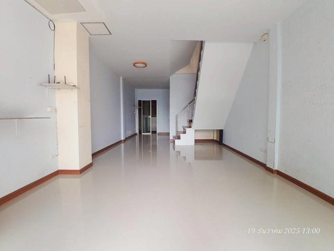 รูป ทาวน์เฮ้าส์ สำหรับขาย คณาทรัพย์ บางชัน เขตมีนบุรี กรุงเทพมหานคร - รูปที่ 2/28