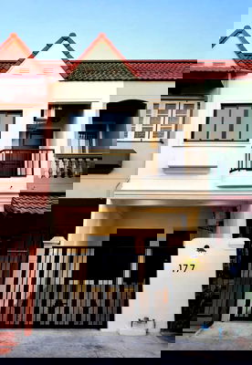 ทาวน์โฮม ม.นานาชาติแสตมฟอร์ด : 🌿 ทาวน์โฮมรีโนเวทใหม่ ฟีลคาเฟ่! อบอุ่น อยู่สบาย ใจกลางพระราม 9 - รามคำแหง หมู่บ้านปรีชา 8 | 2 นอน 2 น้ำ | เริ่มเพียง 3.09 ล้าน ☕️