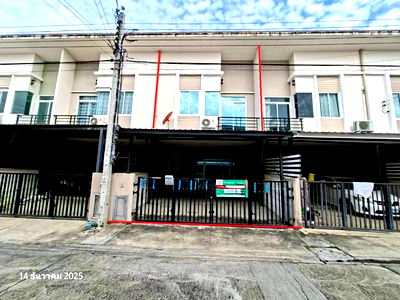 ทาวน์เฮ้าส์ สำหรับขาย กัสโต้ สุขสวัสดิ์ 26 บางปะกอก เขตราษฎร์บูรณะ กรุงเทพมหานคร