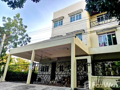 Houses for sale Thap Chang : 5 Bedroom House for sale in Saphan Sung, Bangkok  161301