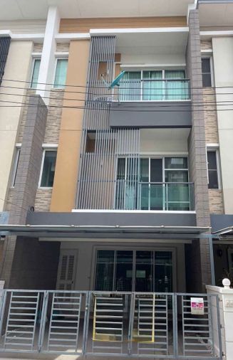 3-bed townhouse for rent, 18 sq wah, Townplus Kaset-Nawamindra