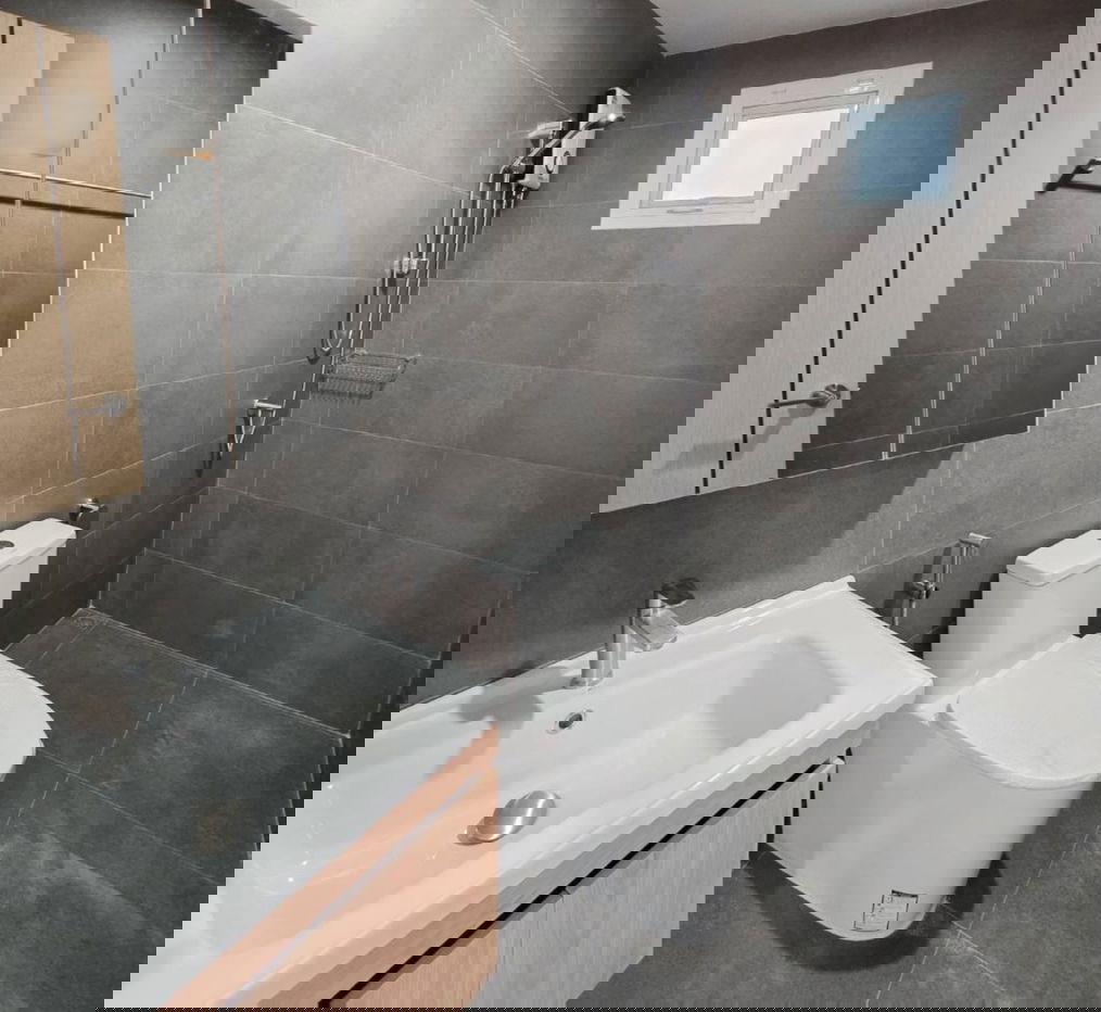 รูป R056 🏡 บ้านเดี่ยว 2 ชั้น รีโนเวทใหม่ ซอยลาดพร้าว 80 ทำเลใจกลางเมือง ขายเพียง 9.9 M เท่านั้น - รูปที่ 12/26