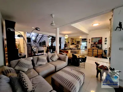 เช่าบ้านเดี่ยว กรุงเทพมหานคร : 🔼🔽 AccomA 📩 Home Office,Private Swimming Pool 4 BR House in Khlong Tan Nuea (10003301)