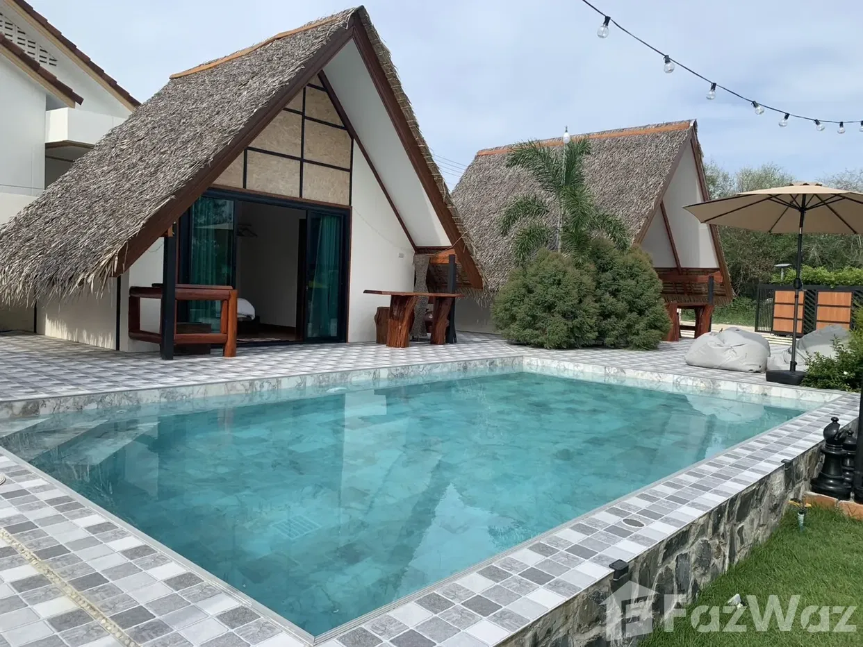 รูป วิลล่าให้เช่า 4 ห้องนอน ใน หินเหล็กไฟ, ประจวบคีรีขันธ์ 5569962 - รูปที่ 1/21