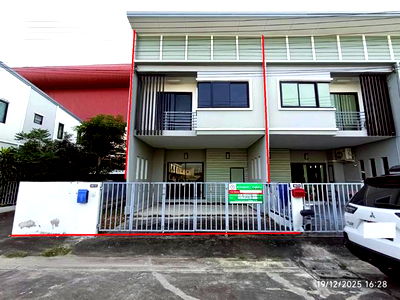 Townhouses for sale Saphan Nonthaburi-Bang Bua Thong Road : TOWN HOUSE for sale  Lam Pho Bang Bua Thong Nonthaburi