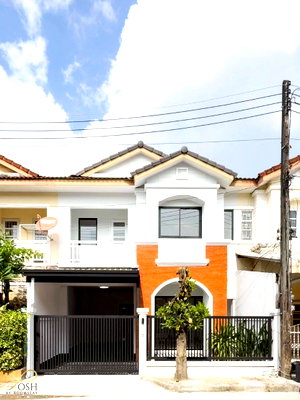 Townhouses for sale Chalong : Newly renovated 2-storey townhouse with 4 bedrooms – Phuket Villa Daorung, prime