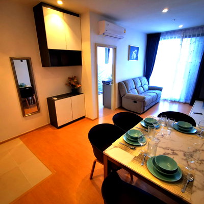 Condos for rent : SK066/For rent Maru Ekkamai 2, high corner room, 24th floor, pets allowed, 2 bedrooms, 60 sq m.
