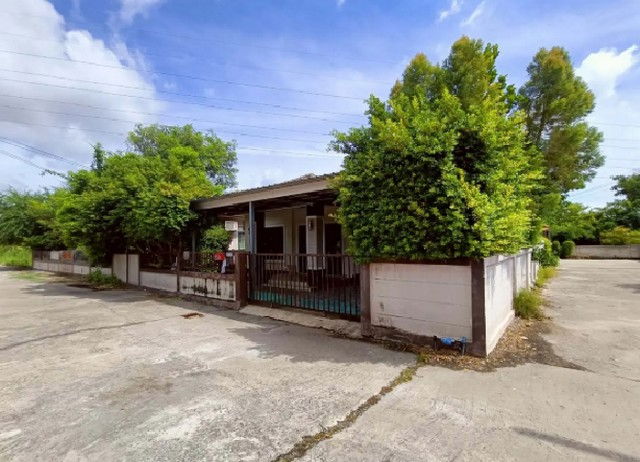 รูป BB13751 ขายบ้านเดี่ยว หมู่บ้าน จินธาราเฮ้าส์ เฟส 3 ซอย เลียบแนวเขตเทศบาล ถนน มิตรภาพ ตำบล จอหอ อำเภอ เมืองนครราชสีมา จังหวัด นครราชสีมา - รูปที่ 3/8