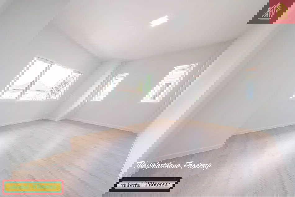 รูป เดอะ เซนโทร วัชรพล บ้านเดี่ยวติดถนนสุขาภิบาล 5 ใกล้ทางด่วนพิเศษศรีรัช - รูปที่ 8/18