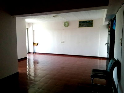 คอนโด สนามบินดอนเมือง : ขายคอนโดบ้านสวนรัชธานี ห้องใหญ่ 60 ตรม แจ้งวัฒนะซอย6