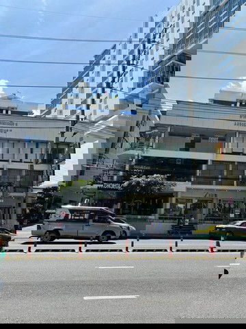 picture FOR RENT  OFFICE PROPERTY  110000 BAHT per MONTH - 1/8