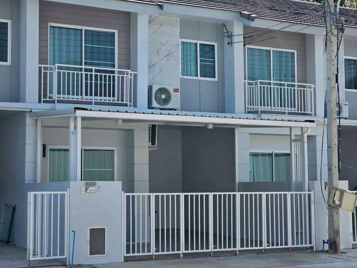 รูป ให้เช่า บ้านทาวน์โฮมสไตล์มินิมอล ขนาด 96 ตรม. 3 ห้องนอน ทำเลดี - รูปที่ 1/7