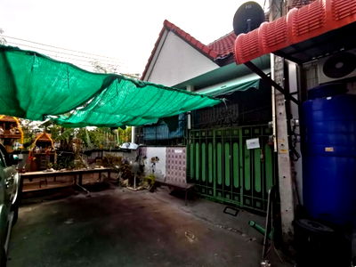 ทาวน์โฮม ชลบุรี : BB13108 ขายทาวน์เฮาส์ หมู่บ้าน บ้านเจริญสุข ซอย สุขุมวิท-พัฒนา 53 แยก 6 ถนน สุขุมวิท ตำบล หนองปรือ อำเภอ บางละมุง จังหวัด ชลบุรี