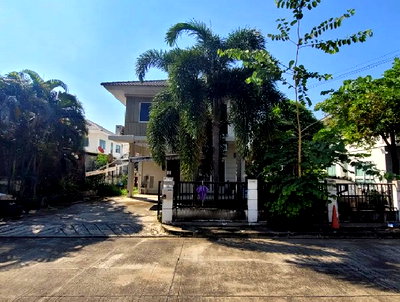 Houses for sale Nonthaburi : FOR SALE  HOUSE PROPERTY  4300000 BAHT.