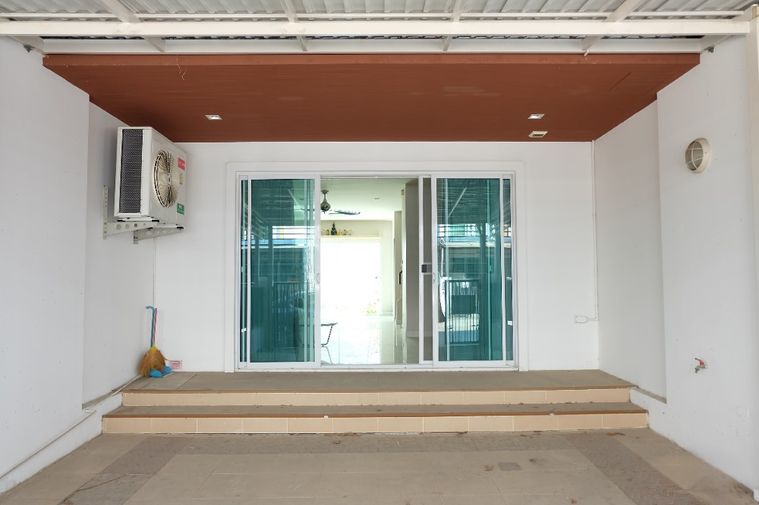 3-bed townhouse for sale, 24.9 sq wah, Chuan Chuen Modus Viphavadi