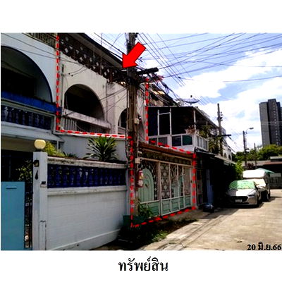 Townhouses for sale Thonburi Vocational College : FOR SALE  TOWNHOUSE PROPERTY  5200000 BAHT.
