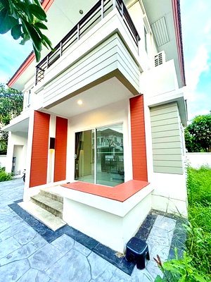 เช่าบ้านเดี่ยว ถนนรามอินทรา : MRT คู้บอน 2 กม.พรอมานาด ฟังก์ชั่น 3 นอน 2 น้ำ แฟชั่นไอส์แลนด์ 900 ม. 54 ตร.วา. 216 ตร.ม.บ้านเดี่ยว 2 ชั้น พร้อมเฟอร์ฯ ทำเลรามอินทรา