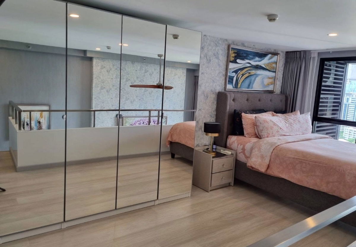 picture  Knightsbridge Prime               Sathorn - 4/11