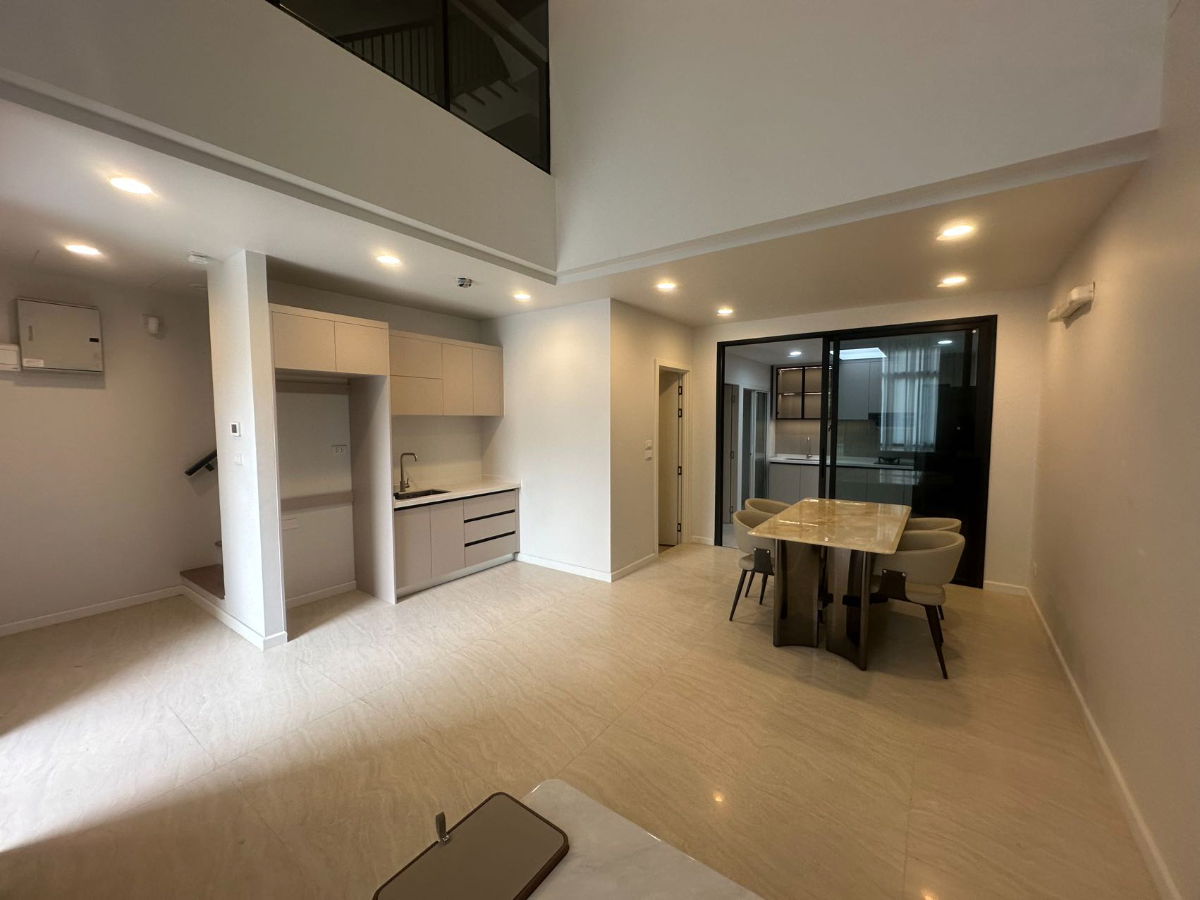 รูป [For Rent] Deluxe Townhome | Demi Rama 9 – Mengjai *สนใจติดต่อ Line @280ptgmm - รูปที่ 4/21