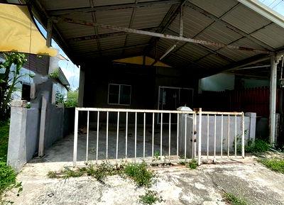 ทาวน์โฮม ชลบุรี : F1-0421 ขายทาวน์เฮ้าส์ ต. ตะเคียนเตี้ย อ.บางละมุง จ.ชลบุรี