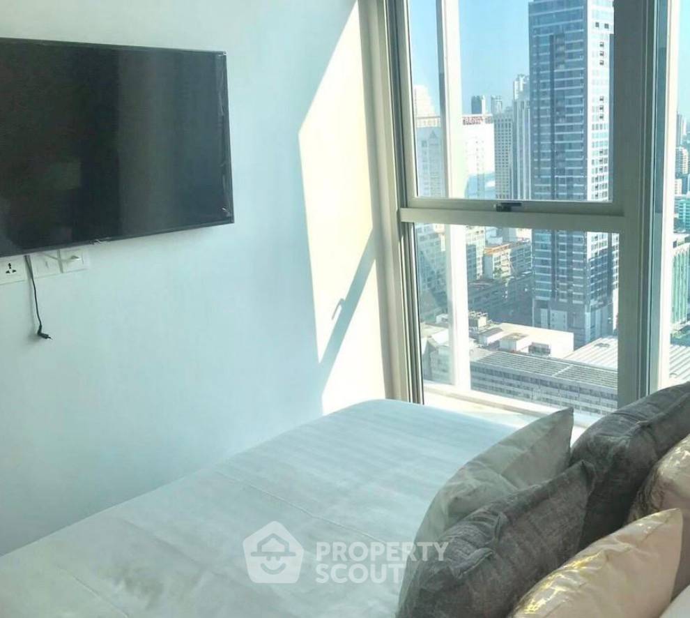 picture 3-BR Condo at Hyde Sukhumvit 11 near BTS Nana (ID 2678408) - 10/15
