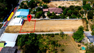 ที่ดิน เมืองกาญจนบุรี กาญจนบุรี : ขายที่ดินเปล่าถมแล้ว ติดถนนแม่น้ำแคว ใกล้สะพานแม่น้ำแคว กาญจนบุรี เหมาะทำบ้านพัก โฮสเทล กิจการขนาดเล็ก 