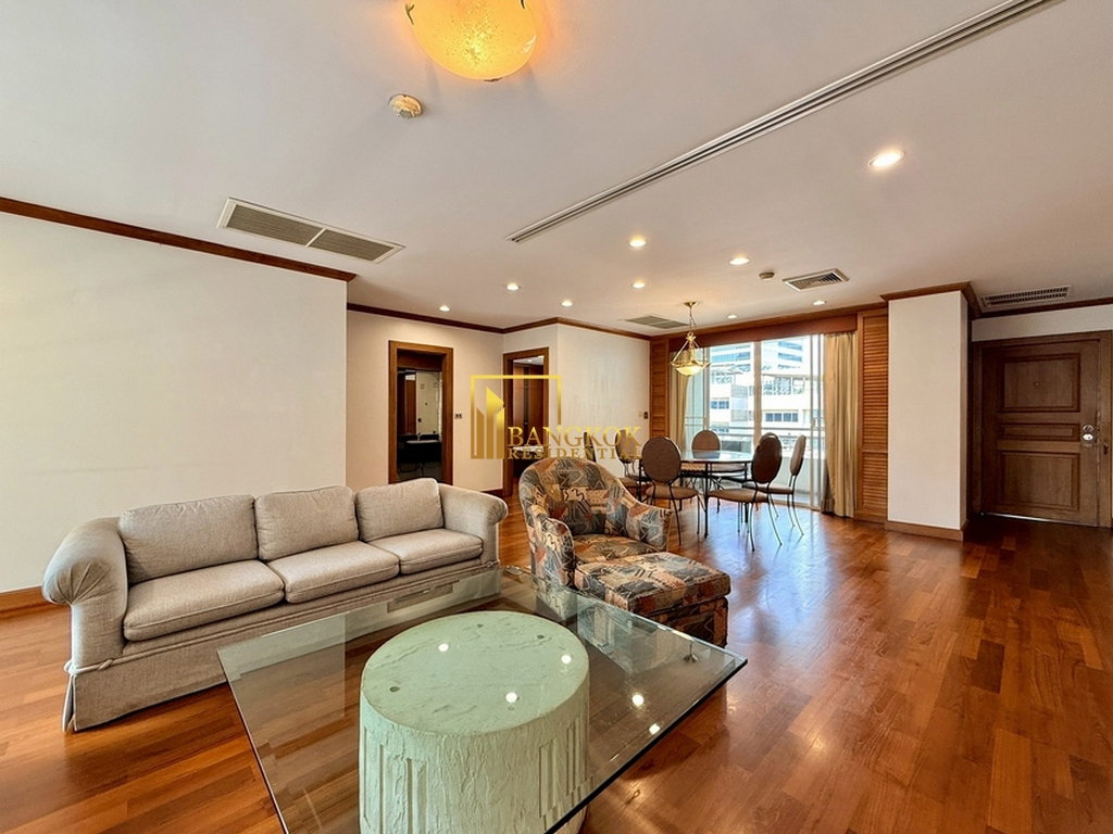 รูป Generously Sized 2 Bed Apartment For Rent in Sathorn Area - BR20410AP - รูปที่ 4/32