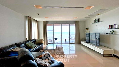 Condos for sale Pattaya-NaKlua Road : 2-BR Condo at Ananya Beachfront Condominium close to Sanctuary of Truth (ID 2385747)