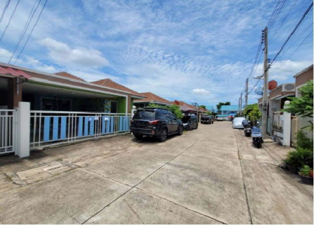 รูป BP00887 ขายบ้านแฝด หมู่บ้าน ศิลารมย์ ฮิลล์ไซด์ ซอย ศรีราชา-หนองค้อ 25 ถนน ศรีราชา-หนองค้อ ตำบล สุรศักดิ์ อำเภอ ศรีราชา จังหวัด ชลบุรี - รูปที่ 3/8