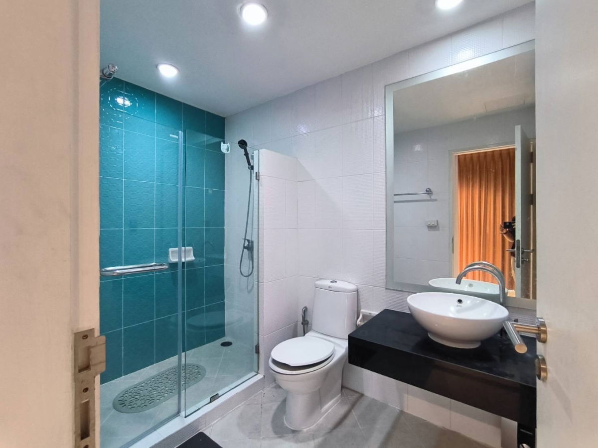 picture ADD line id : @cutecondo available to touring please make appointment here - 5/20