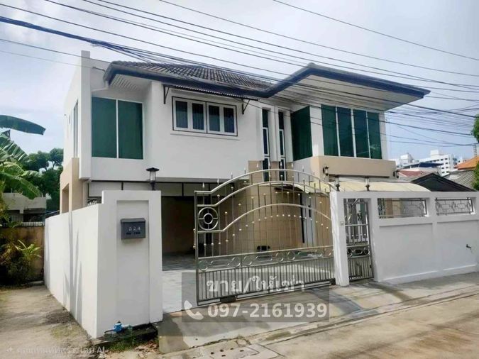 ให้เช่าบ้านเดี่ยว 2 ชั้น พื้นที่เยอะ พัฒนาการ 50 พร้อมอยู่ 