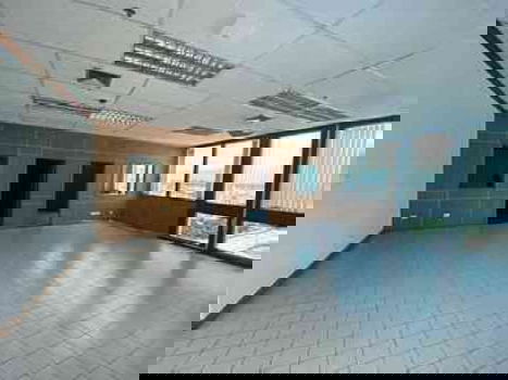 รูป ขายพื้นที่ออฟฟิศ ชั้น 11 อาคารเซ็นทรัล ซิตี้ ทาวเวอร์ บางนา ใกล้ เซ็นทรัล บางนา ขนาด 136 ตรม - รูปที่ 5/8