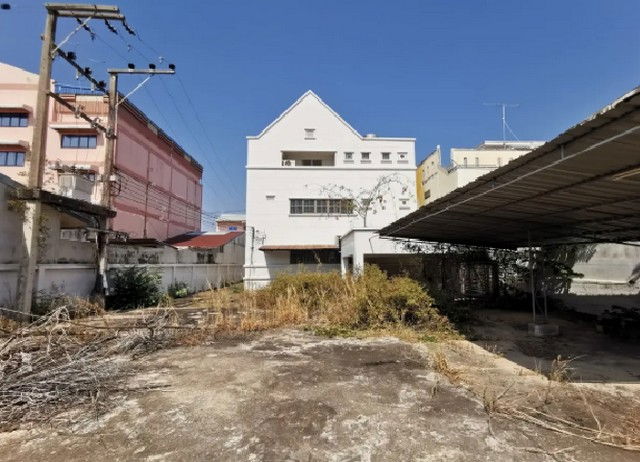 picture FOR SALE  OFFICE PROPERTY  14310000 BAHT. - 2/8