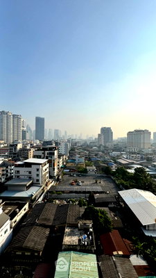 Condos for sale BTS Chong Nonsi : 3-BR Condo at The Maple Sathon-Narathiwat Condominium near BTS Saint Louis (ID 2678379)