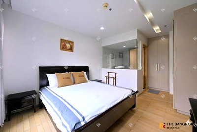 ขายคอนโด : 🌆 Stylish City Living in the Heart of Sukhumvit - Siri at Sukhumvit near Bts Thonglo