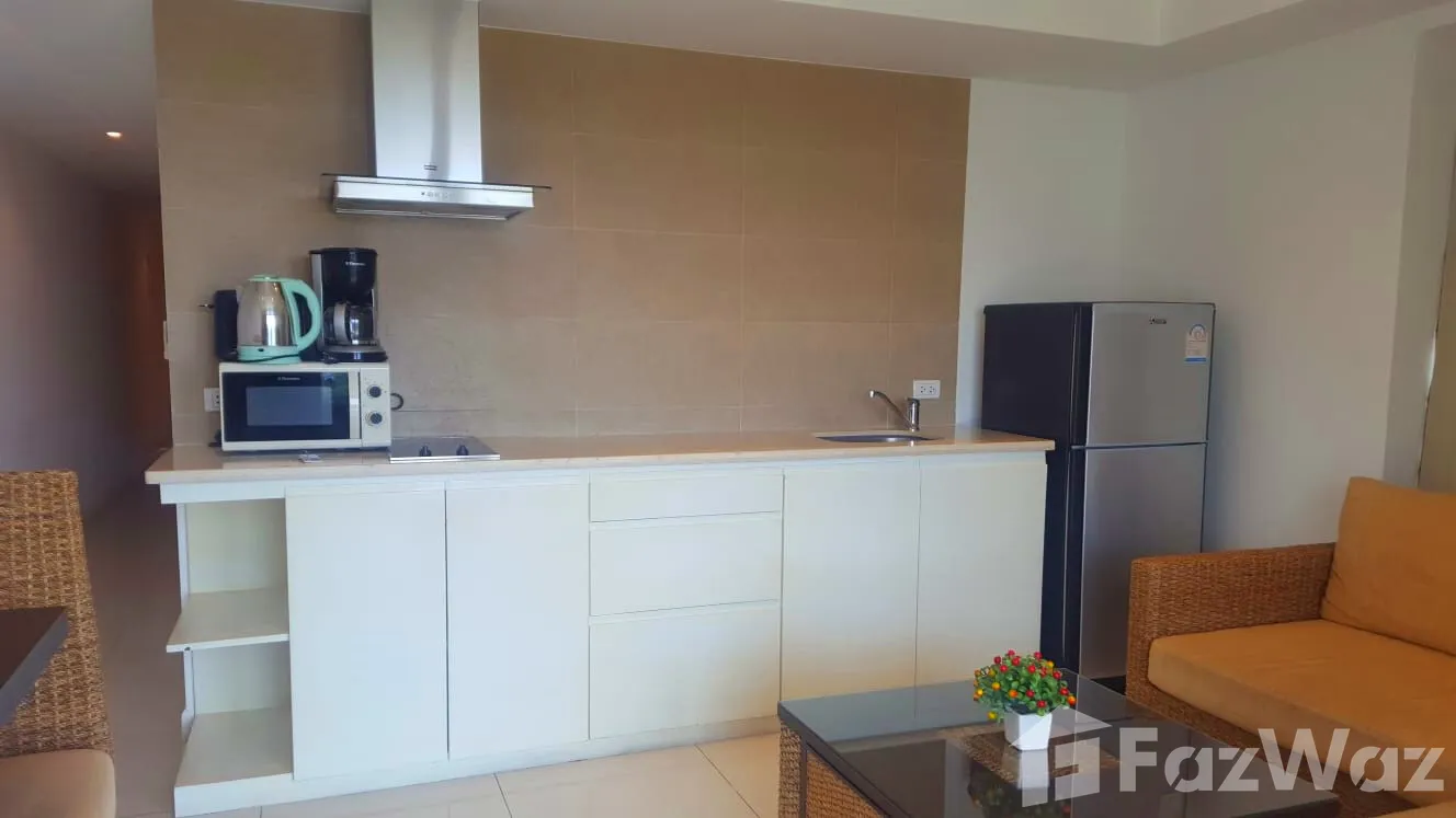 Prime Top-Floor Unit with Panoramic Sea Views in Kata 6062833