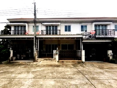 Townhouses for sale Lotus's north ratchapruek : FOR SALE  TOWNHOUSE PROPERTY  2340000 BAHT.