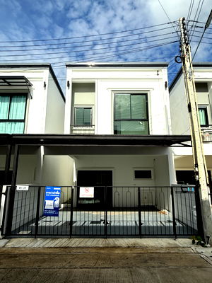 เช่าทาวน์โฮม ระยอง : ให้เช่า ทาวน์โฮม เดอะ พาร์ค ระยอง  