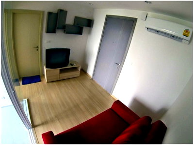 คอนโดให้เช่า : ให้เช่าคอนโด เดอะเบส พระราม 9 - รามคำแหง เฟอร์ฯครบพร้อมอยู่ ทำเลดีเดินทางสะดวก ใกล้รถไฟฟ้า Airport Link รามคำแหง 700 เมตร, ใกล้ทางด่วน พระราม 9 
