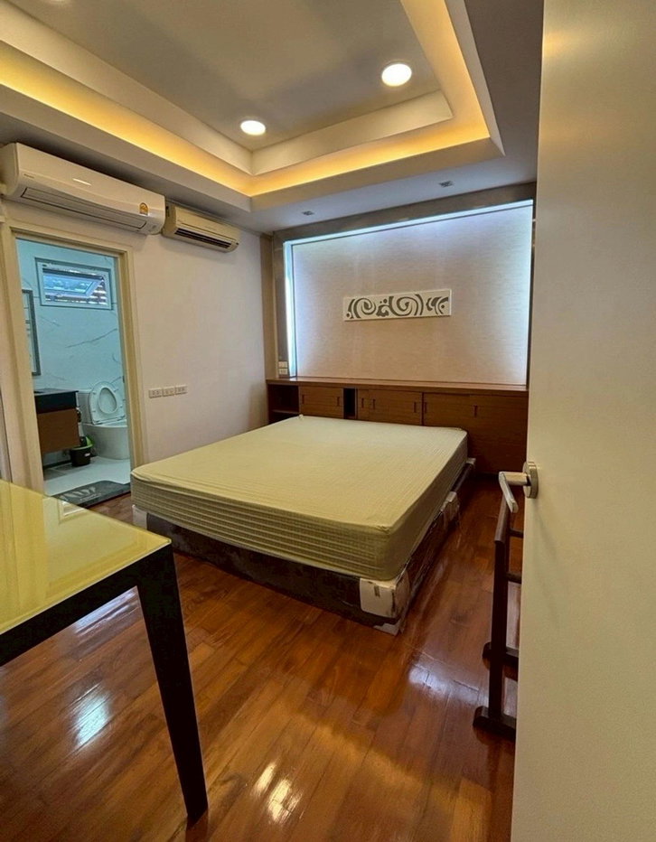 รูป LTHC14514 – House for Rent | House Sukhumvit 39 (Soi Phromsri) | 40 sq.w. | 3 Beds 3 Bath | Near BTS Phrom Phong | 80K/Month  - รูปที่ 5/11
