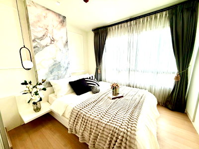 Condos for sale : CS200  📣 Bargain Price: The Trust Residences Pinklao 📣