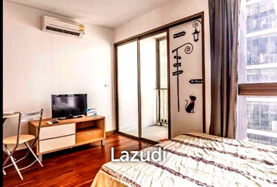 Condos for sale BTS Krung Thon Buri : 1 Bed 1 Bath 28.5 SQ.M at Ideo Sathorn