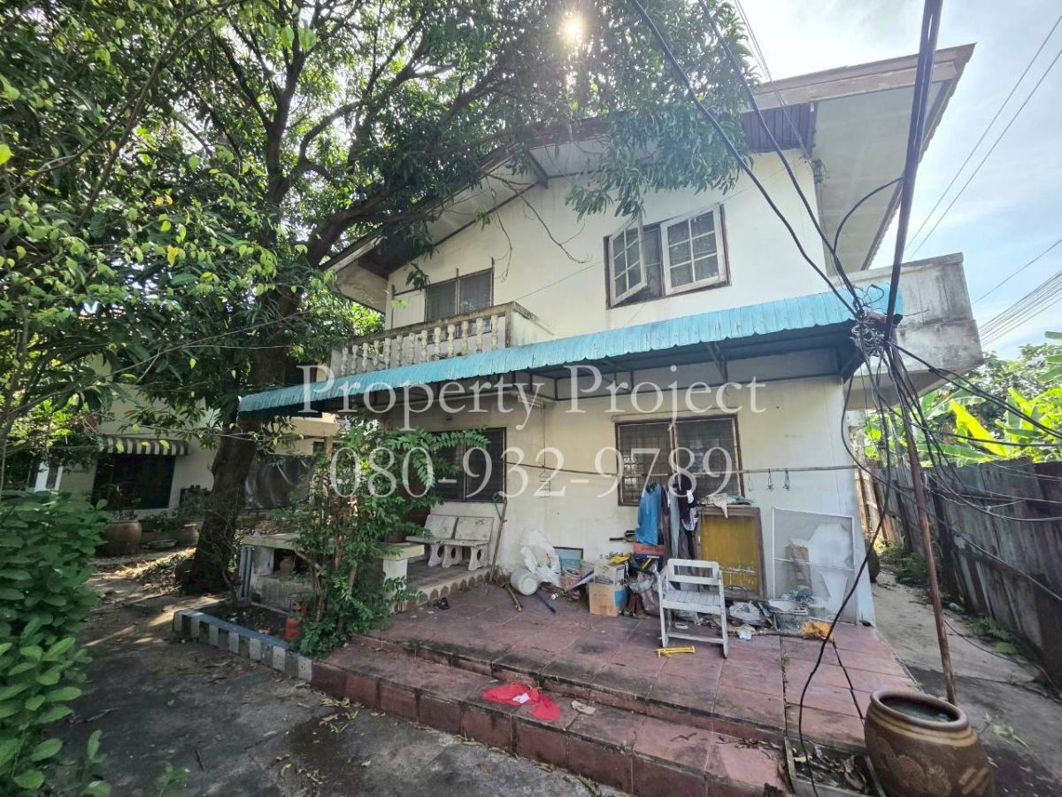 รูป ขาย ที่ดิน 126 ตร.วา พร้อมบ้านเดี่ยว 2 หลัง ซอย เทอดไท 55 - รูปที่ 19/21