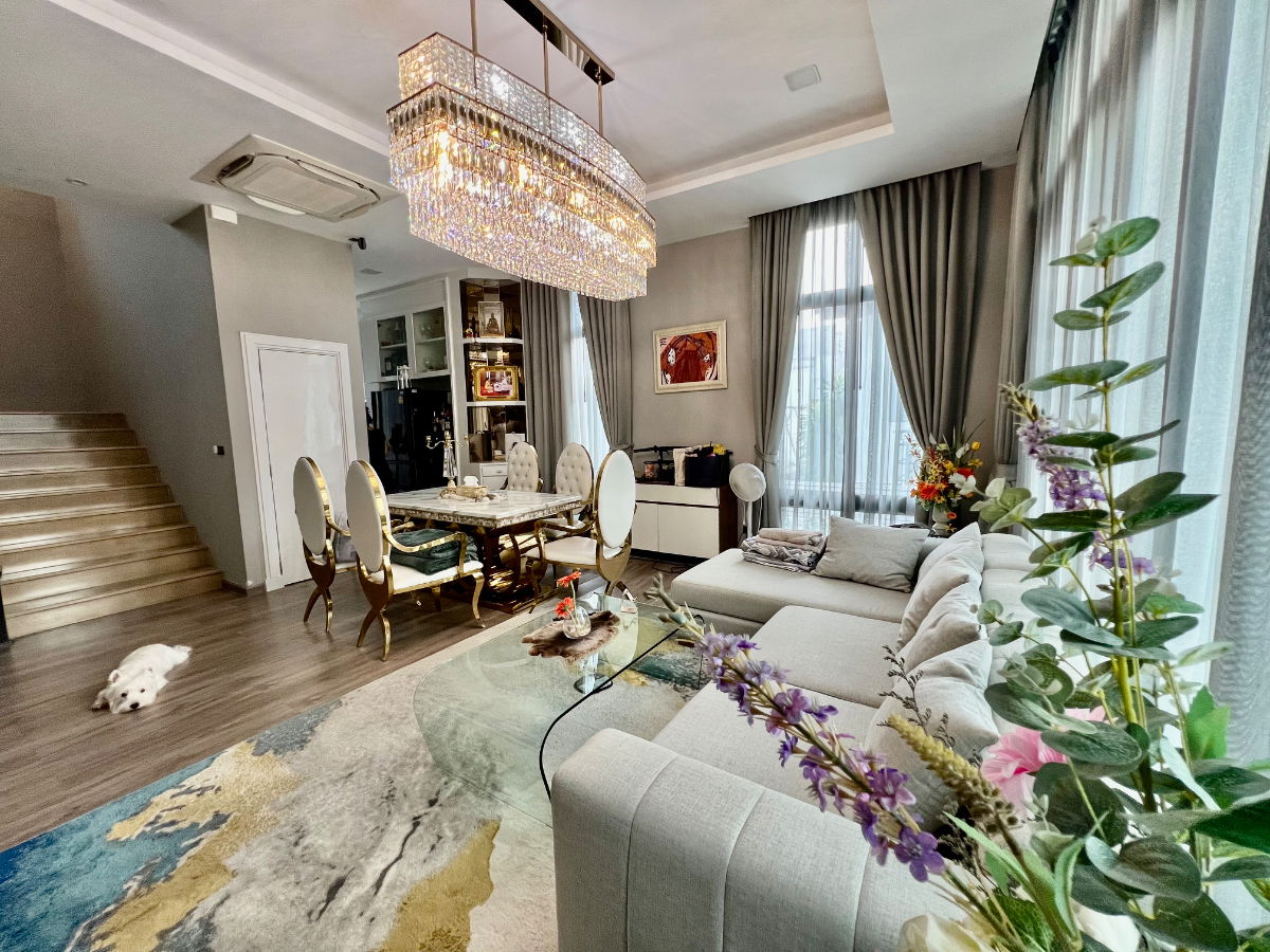 รูป ขายทาวน์โฮมหรู 4 ชั้น PATIO รัชโยธิน | ใกล้ BTS รัชโยธิน และ MRT พหลโยธิน | บิวท์อินทั้งหลัง พื้นที่ 320 ตร.ม. พร้อมเข้าอยู่ - รูปที่ 27/41