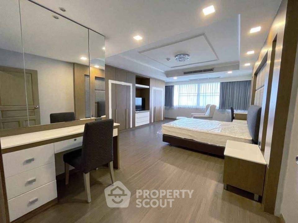 รูป คอนโด 5-ห้องนอน ที่ โอเรียลเต็ล ทาวเวอร์ คอนโดมิเนียม ใกล้ BTS เอกมัย (ID 2628108) - รูปที่ 2/8