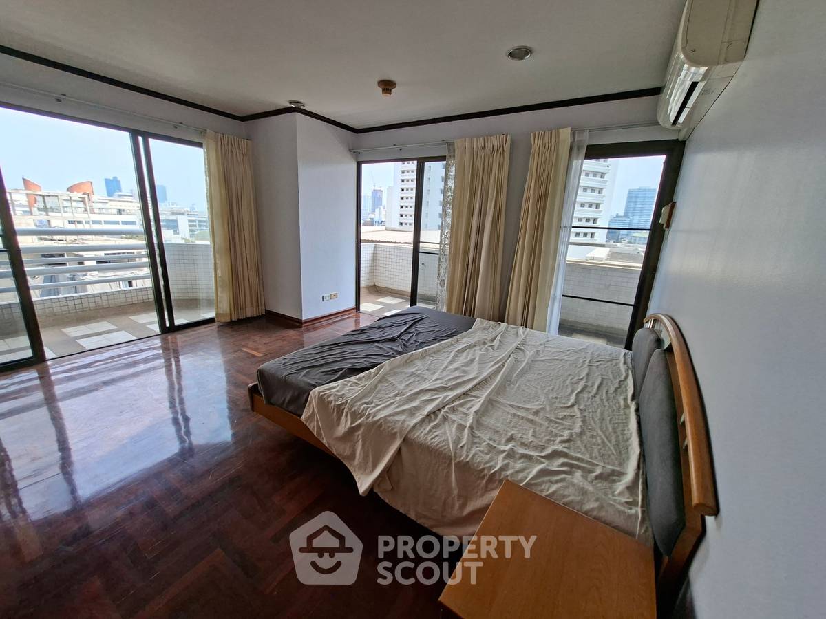 รูป คอนโด 3-ห้องนอน ที่ ริชมอนด์ พาเลส คอนโดมิเนียม ใกล้ BTS พร้อมพงษ์ (ID 2650753) - รูปที่ 26/35