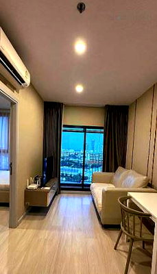 คอนโดให้เช่า : ให้เช่าคอนโด ไนท์บริดจ์ ไพร์ม สาทร อาคาร 1 ชั้น 18 1 ห้องนอน ขนาด 25 ตรม ใกล้ Empire Tower