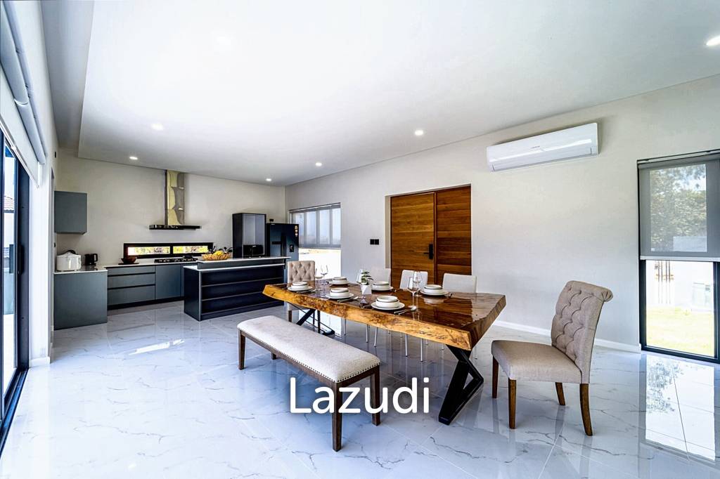 รูป Elegant Oasis in Hua Hin: Luxurious 4-Bed Villa - รูปที่ 15/54